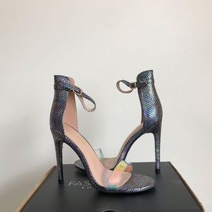Textured heels
